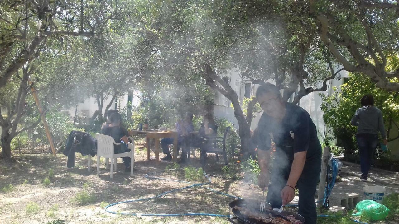 Affittacamere To Spiti Tou Papa Sto Vouno Kamilari Esterno foto